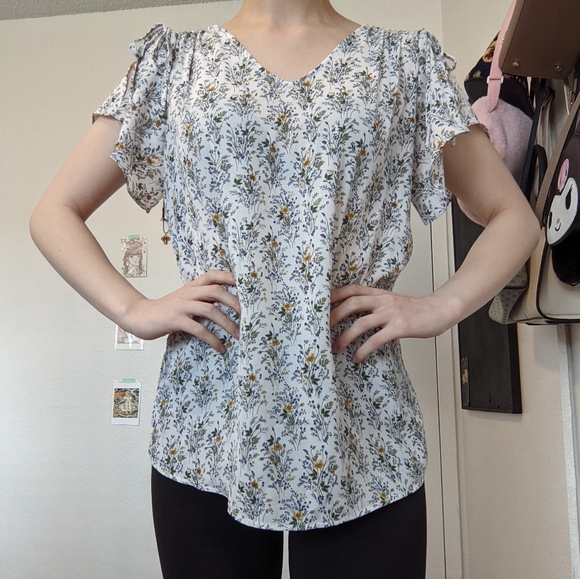 Flowy Floral Blouse with Shoulder Ties - Picture 1 of 5